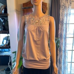 Elegant Women's Sleeveless Top - Light Pink